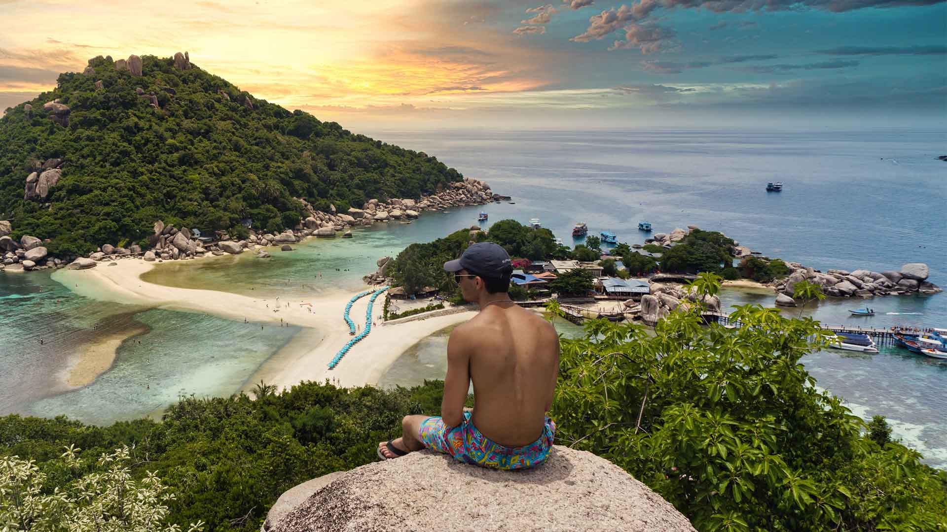 Удивительные места